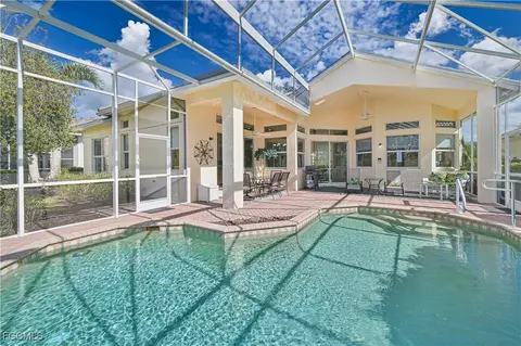 2968 Apple Blossom Dr, Alva, FL 33920