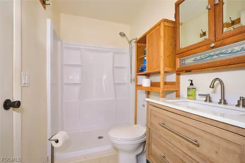 Bath - Undisclosed, Naples, FL 34117 photo 1 of 3
