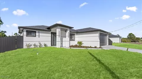 4607 Hanna Ave N, Lehigh Acres, FL 33971