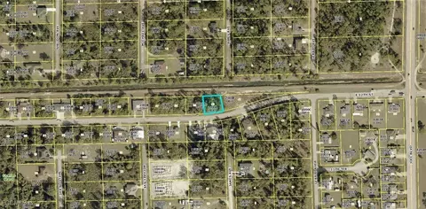 20312033 E 12th St, Lehigh Acres, FL 33972