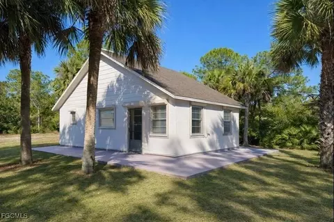 610 Broadway Ave, Lehigh Acres, FL 33972