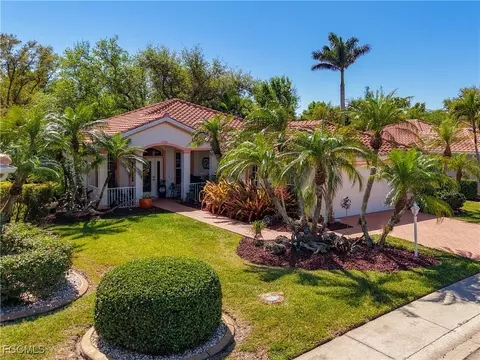 2030 Rio Nuevo Dr, North Fort Myers, FL 33917