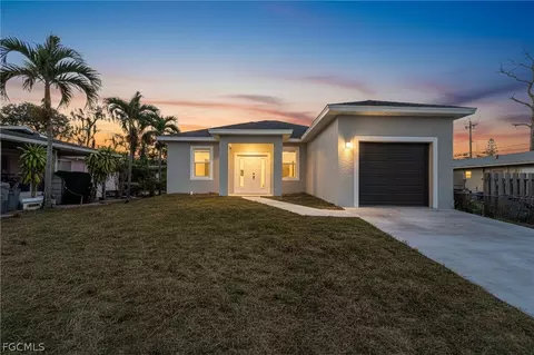 5511 Tenth Ave, Fort Myers, FL 33907