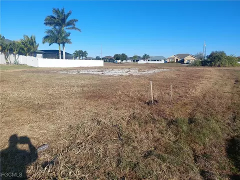 3327 NW 4th Ter, Cape Coral, FL 33993