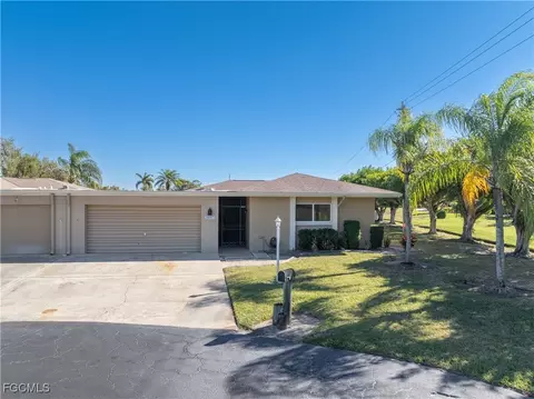 5597 Trellis Ln, Fort Myers, FL 33919