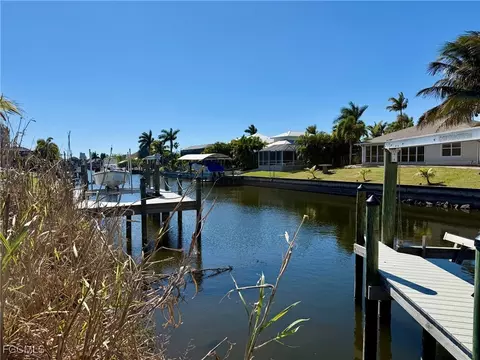 4228 SW 19th Pl, Cape Coral, FL 33914