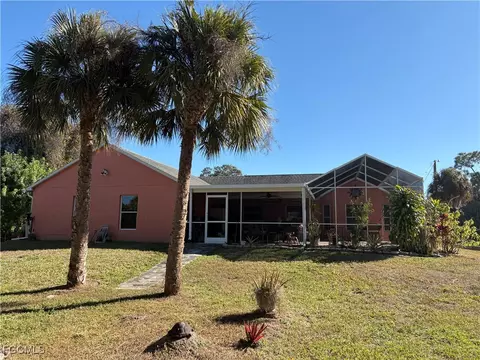 519 Hibiscus Ave, Lehigh Acres, FL 33972
