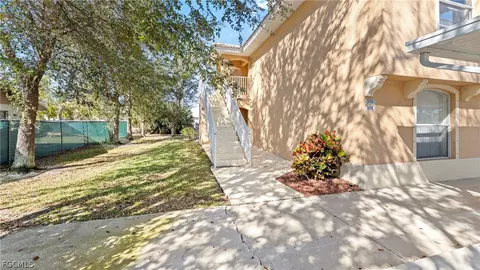 4520 Skyline Blvd #201, Cape Coral, FL 33914