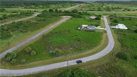 770 Shark Ln, Labelle, FL 33935