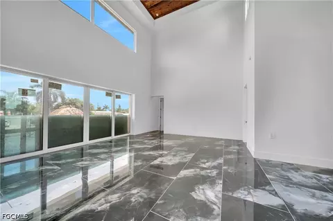 1732 Cascade Way, North Fort Myers, FL 33917