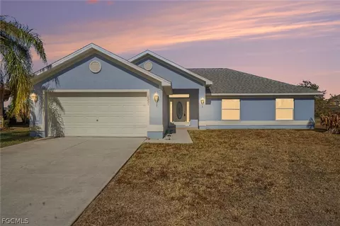 18231 Beauty Berry Ct, Lehigh Acres, FL 33972