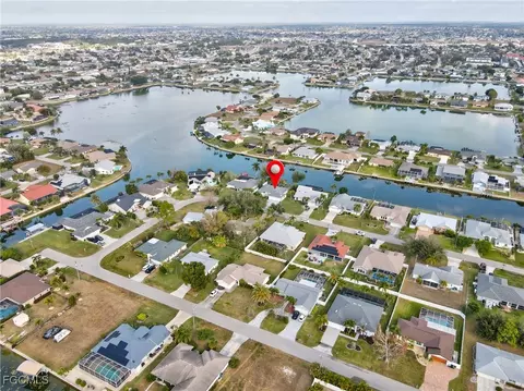 1023 SE 4th St, Cape Coral, FL 33990