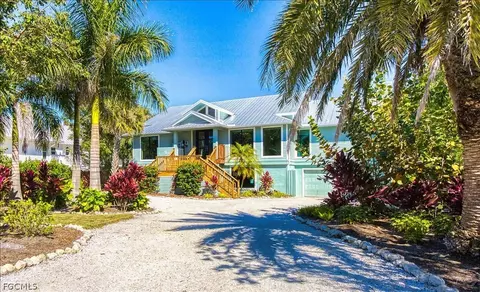 4960 Joewood Dr, Sanibel, FL 33957