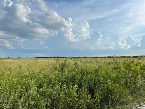 6985 6th Rd, Labelle, FL 33935 photo 2