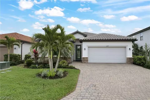 11279 Shady Lake Run, Fort Myers, FL 33913