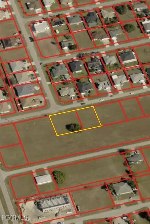 816 NE 9th St, Cape Coral, FL 33909