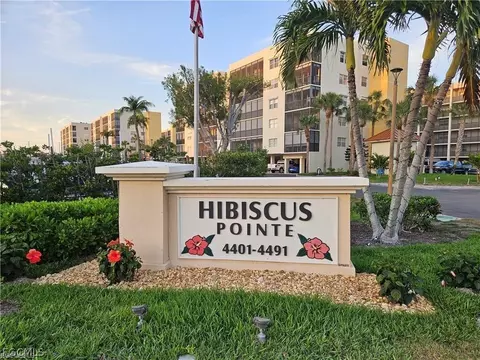 Hibiscus Pointe #82 Bay Beach Ln, Fort Myers Beach, FL 33931