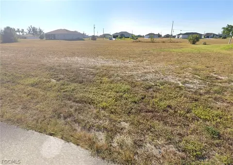 3438 NW 44th Pl, Cape Coral, FL 33993