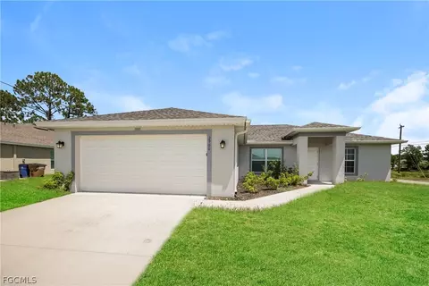 2900 7th St W, Lehigh Acres, FL 33971