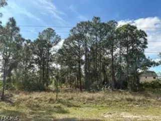 728-730 Eisenhower Blvd, Lehigh Acres, FL 33974