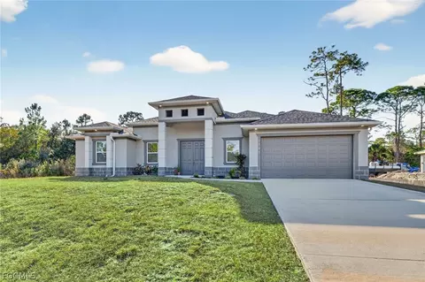 1207 Sheldon Ave, Lehigh Acres, FL 33972