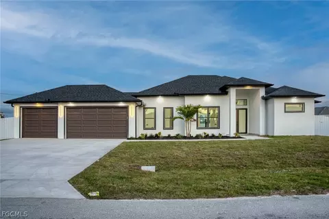 9 NW 12th Pl, Cape Coral, FL 33993