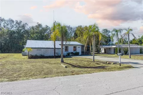 3732 Richard Rd, North Fort Myers, FL 33903