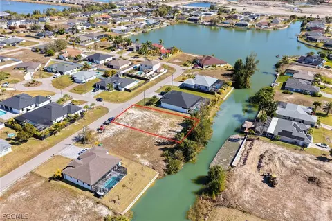 1416 NW 2nd Ter, Cape Coral, FL 33993