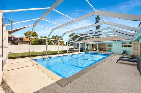 Exterior - 20580 Park Pl, Estero, FL 33928 photo 5 of 14