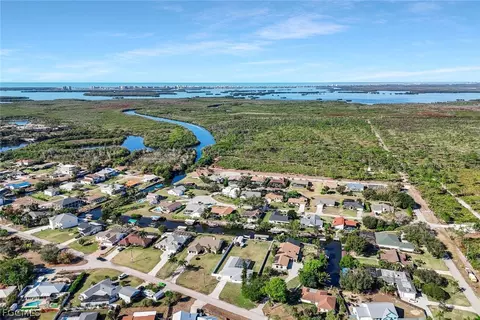 View/Area - 20580 Park Pl, Estero, FL 33928 photo 4 of 6