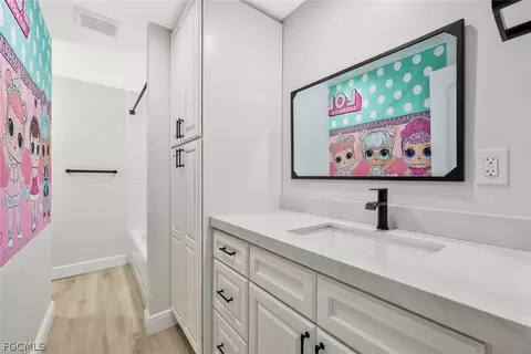 Bath - 20580 Park Pl, Estero, FL 33928 photo 3 of 3