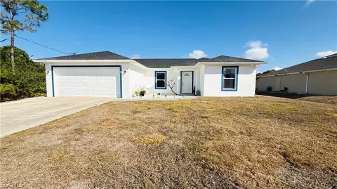 2616 27th St W, Lehigh Acres, FL 33971