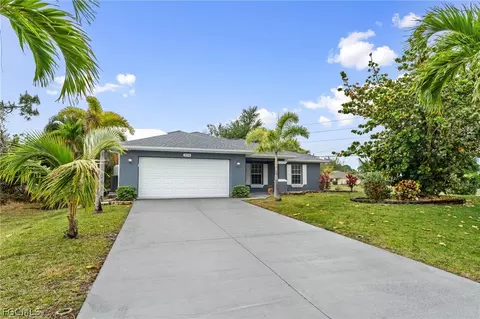 2004 NE 35th St, Cape Coral, FL 33909