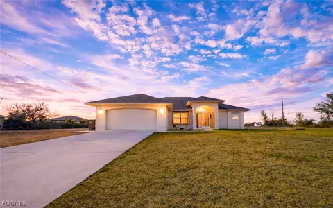 1910 NW 1st Pl, Cape Coral, FL 33993