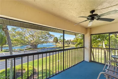 8340 Charter Club Cir #9, Fort Myers, FL 33919