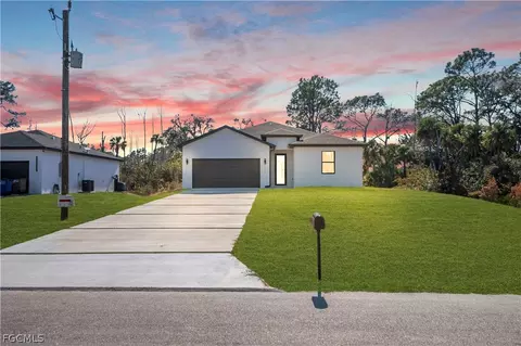 621 Greenbriar Blvd, Lehigh Acres, FL 33972
