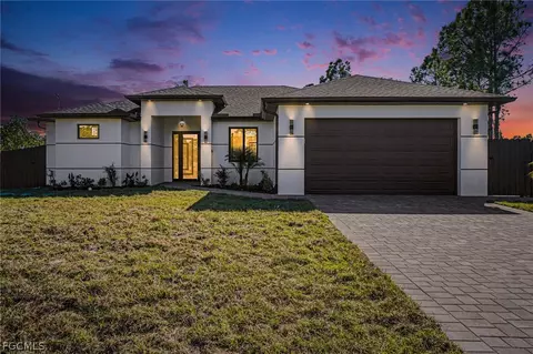369 Woodburn Dr, Lehigh Acres, FL 33972