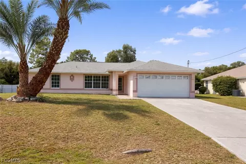 755 Arundel Cir, Fort Myers, FL 33913