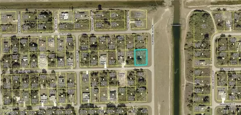 2500 74th St W, Lehigh Acres, FL 33971