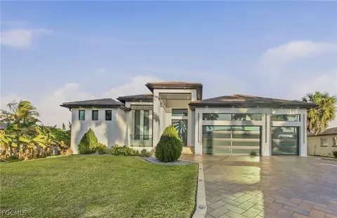 4907 Santa Monica Ct, Cape Coral, FL 33904