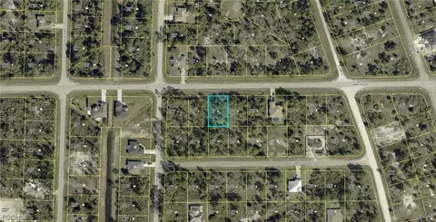 926 Nimitz Blvd, Lehigh Acres, FL 33974
