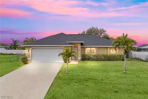 308 NE 19th Ter, Cape Coral, FL 33909