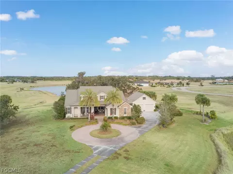 2131 Silk Bay Blvd, Alva, FL 33920