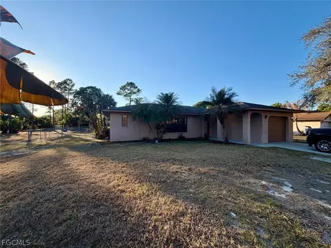 409 Mcarthur Ave, Lehigh Acres, FL 33936