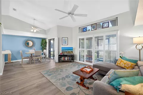 13171 Regent Cir, Fort Myers, FL 33966