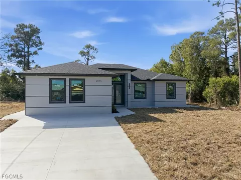 4903 Lee Cir N, Lehigh Acres, FL 33971