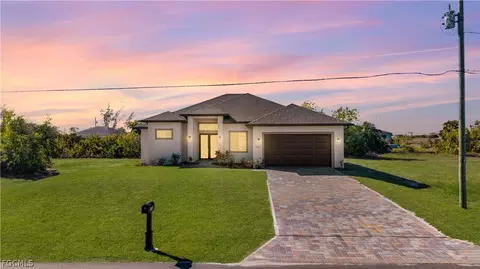 1132 NW 28th Ave, Cape Coral, FL 33993