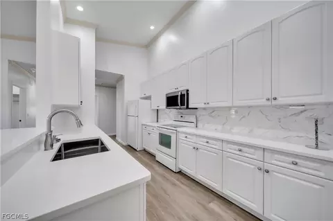 5370 Park Rd #4, Fort Myers, FL 33908