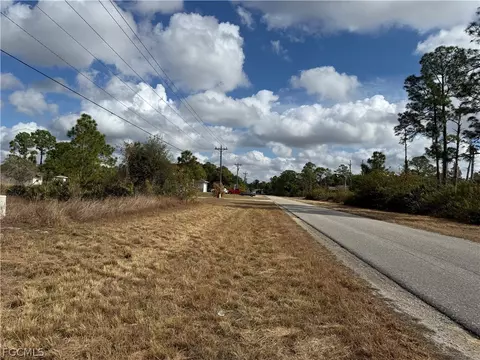 346 Mcarthur Blvd, Lehigh Acres, FL 33974