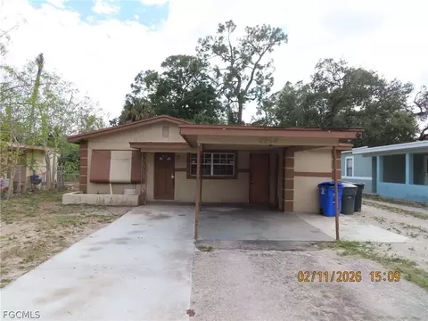 2254 Dora St, Fort Myers, FL 33901